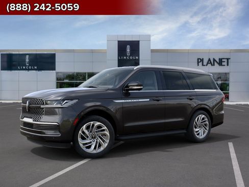 New 2027 Lincoln Navigator Premiere RWD image 1