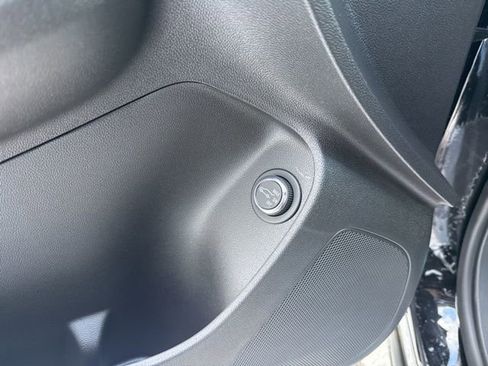New 2026 Buick Envista Sport Touring w/ Convenience I Package FWD image 17