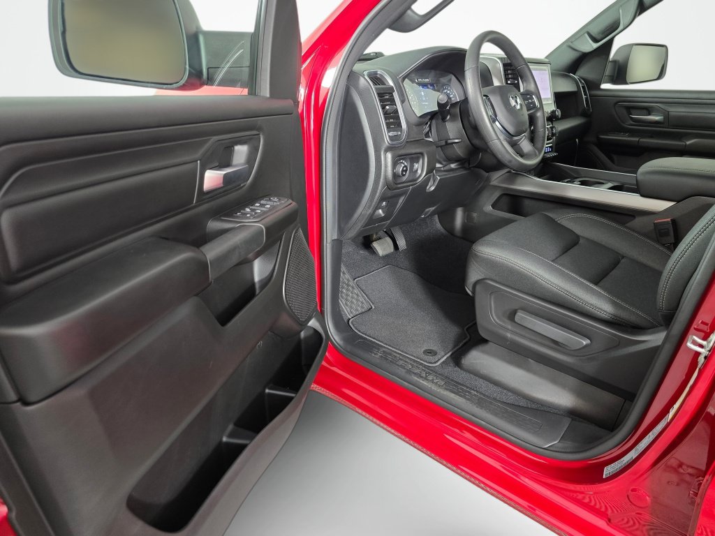 New 2026 RAM 1500 Express AWD/4WD image 21
