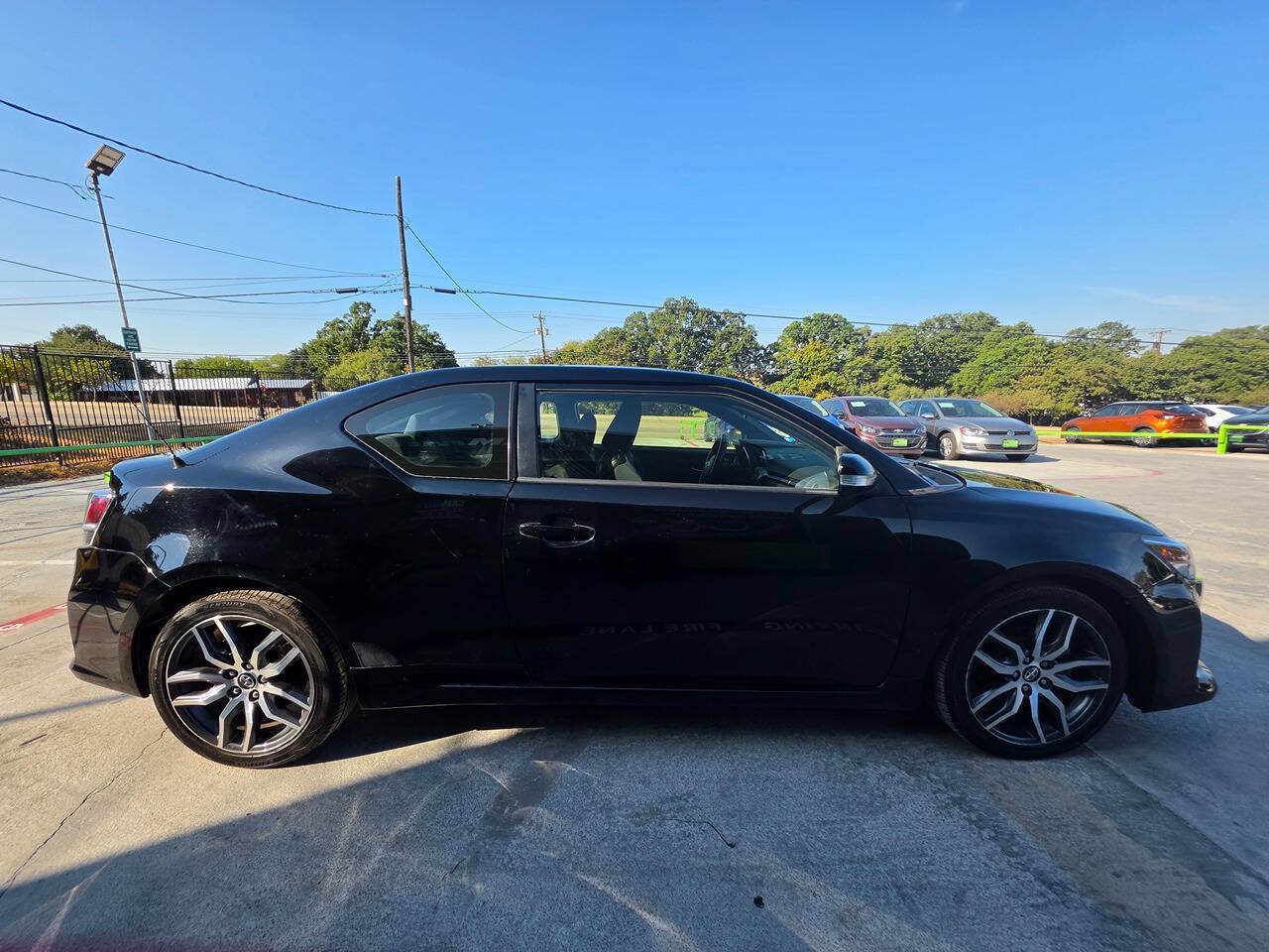 Used 2016 Scion tC FWD image 14