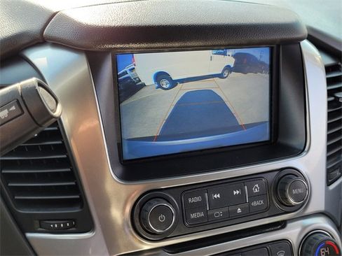 Used 2019 Chevrolet Tahoe LT image 28