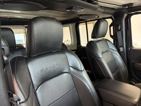 Used 2021 Jeep Wrangler Unlimited Sahara w/ Uconnect 4C Nav & Sound Group AWD/4WD image 37