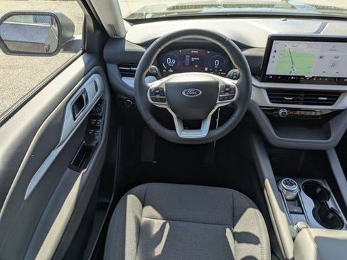 New 2026 Ford Explorer Active image 27