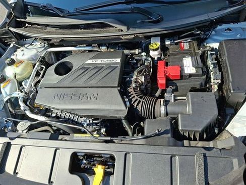 Used 2023 Nissan Rogue SV w/ SV Premium B Package image 32