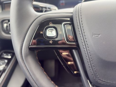 New 2026 Lincoln Aviator Reserve AWD/4WD image 22