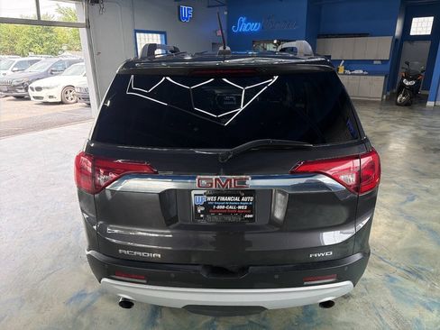Used 2019 GMC Acadia SLE w/ GMC Pro Grade Package AWD/4WD image 10