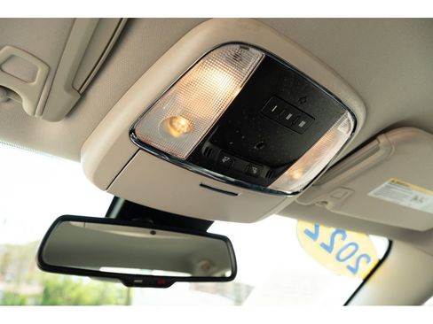 Used 2022 Chrysler 300 Touring L w/ Safetytec Plus Group RWD image 29