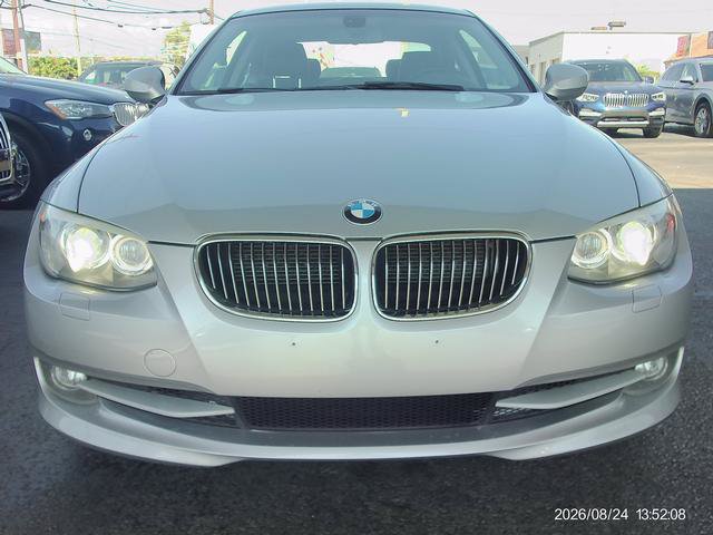 Used 2012 BMW 328i xDrive Coupe AWD/4WD image 2