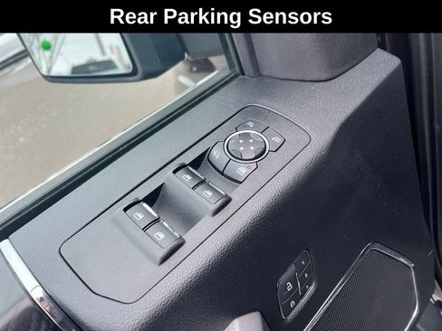 Used 2018 Ford F150 Platinum w/ Equipment Group 701A Luxury image 15