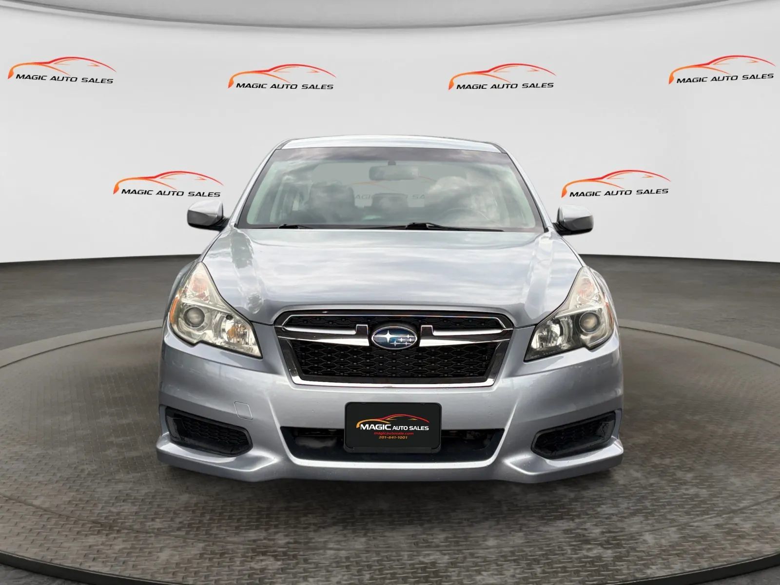Used 2014 Subaru Legacy 2.5i Premium AWD/4WD image 3