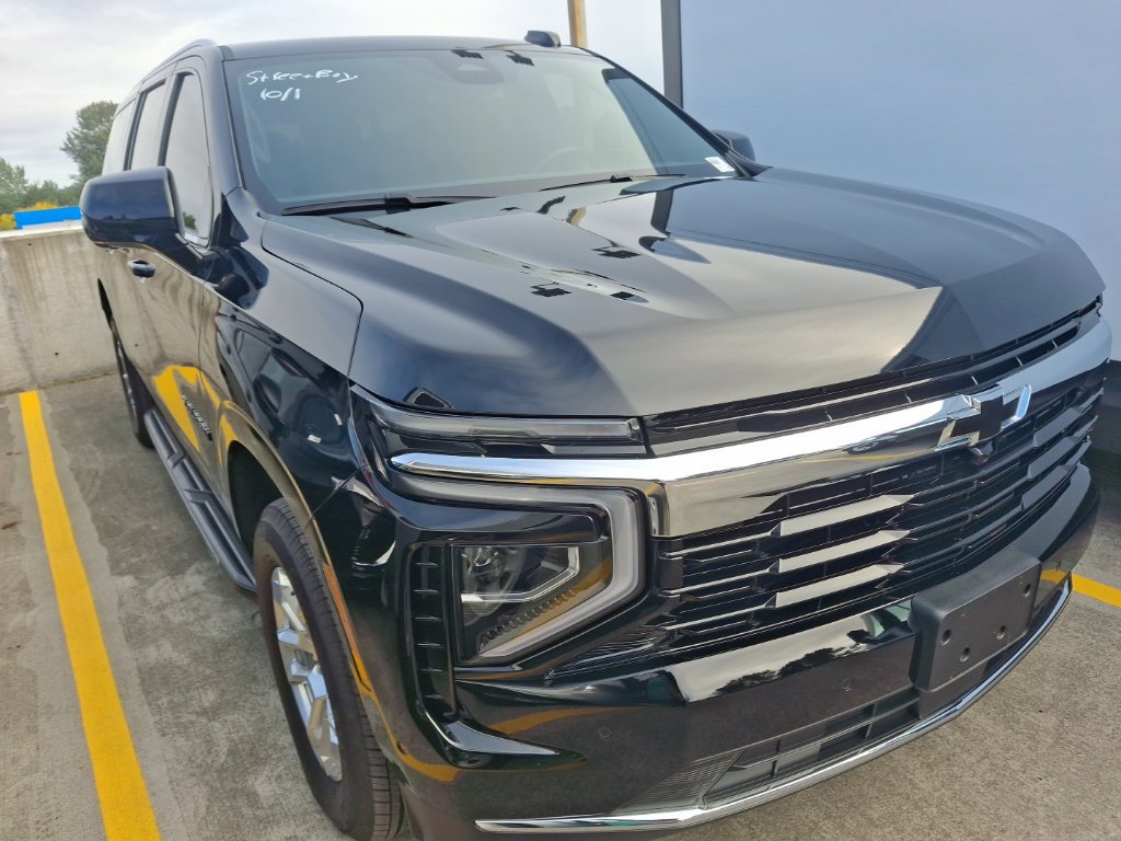 Certified 2026 Chevrolet Suburban LS w/ LPO, Dark Essentials Package AWD/4WD image 2