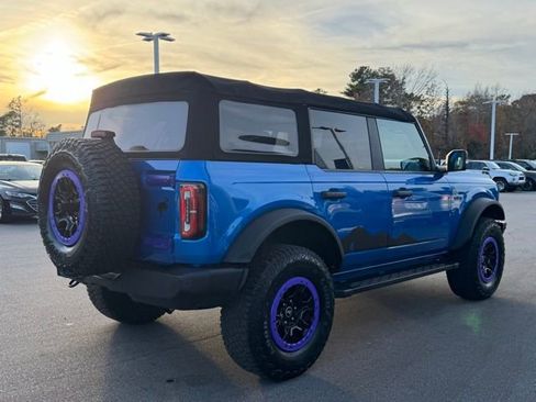 Used 2022 Ford Bronco Wildtrak image 5