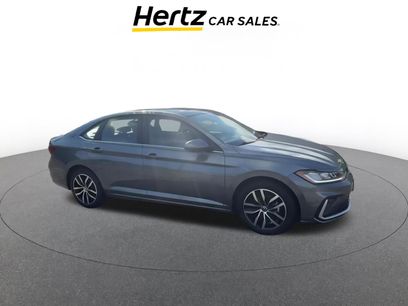 Used 2025 Volkswagen Jetta SE