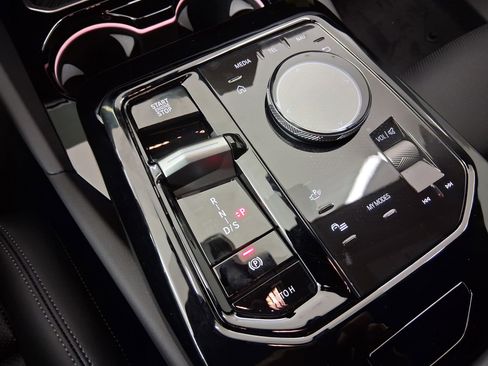 New 2026 BMW 530i RWD image 18