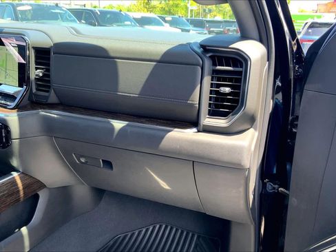 Used 2023 GMC Sierra 1500 Elevation AWD/4WD image 18