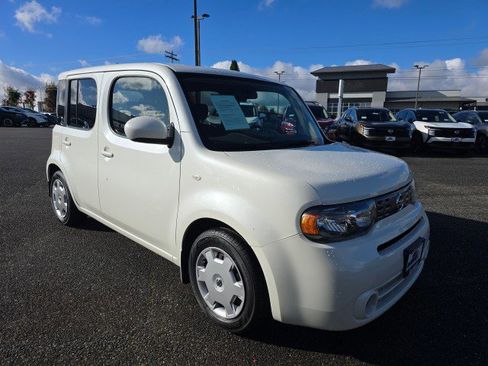 Used 2013 Nissan Cube 1.8 S w/ Interior Designer Pkg image 1