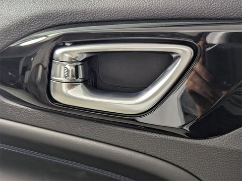 New 2026 Jeep Compass Limited w/ Sun, Sound & Navigation Group image 14