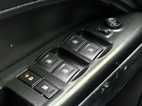 Used 2019 Chevrolet Colorado LT image 23