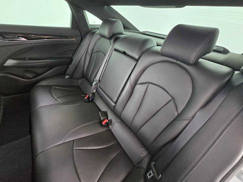 Used 2019 Buick LaCrosse Avenir w/ Driver Confidence Package II image 17