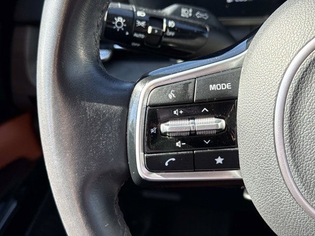 Used 2023 Kia Carnival SX FWD image 24