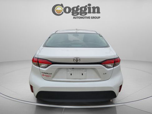 Used 2025 Toyota Corolla LE image 5