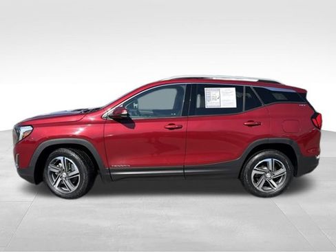Used 2021 GMC Terrain SLT w/ Infotainment Package II AWD/4WD image 2