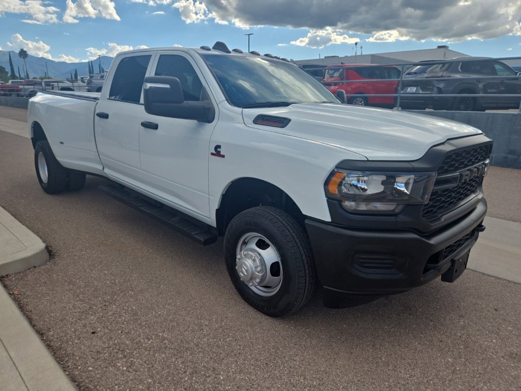 Used 2024 RAM 3500 Tradesman AWD/4WD image 3