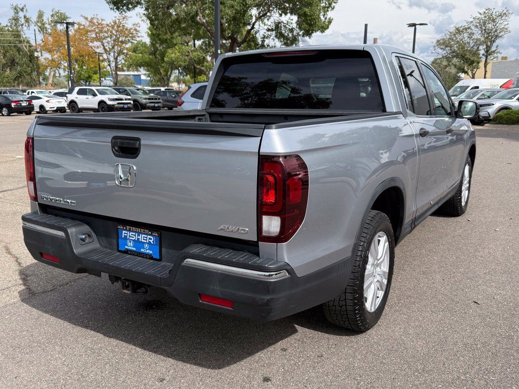 Used 2017 Honda Ridgeline RT image 4