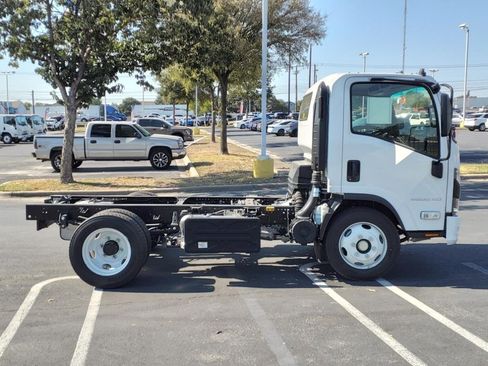 New 2025 Chevrolet Low Cab Forward 5500 XD image 3