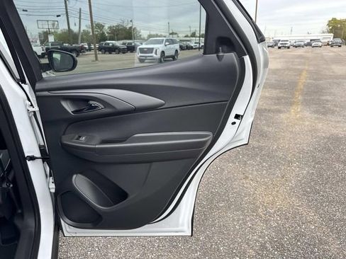 New 2026 Chevrolet TrailBlazer LS w/ LS Convenience Package FWD image 26