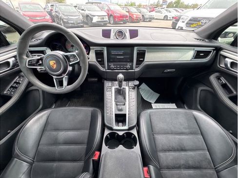 Used 2018 Porsche Macan GTS AWD/4WD image 4