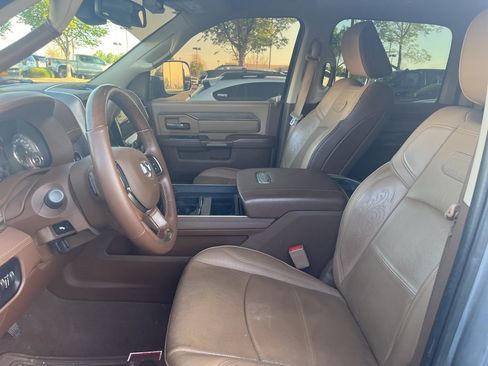 Used 2022 RAM 2500 Limited AWD/4WD image 5