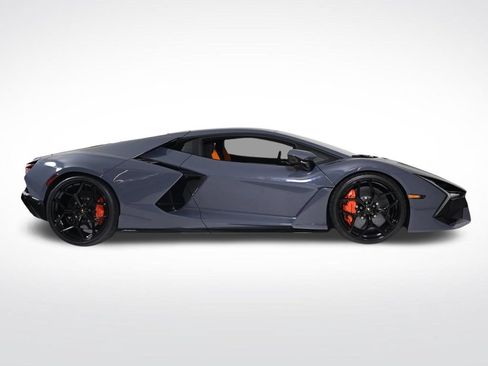 Used 2025 Lamborghini Revuelto AWD/4WD image 6