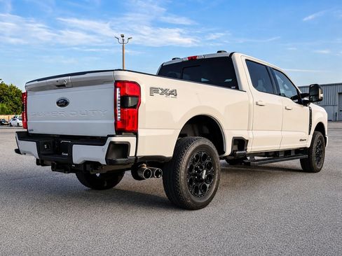 Used 2025 Ford F350 Lariat w/ Lariat Ultimate Package AWD/4WD image 6