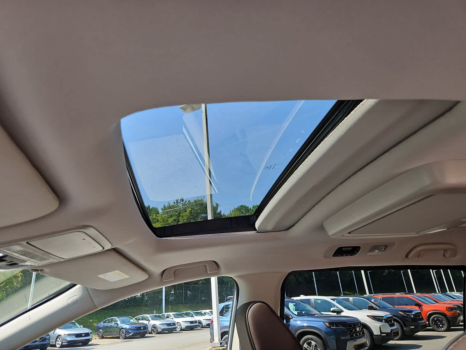 New 2027 Honda Odyssey Elite image 14