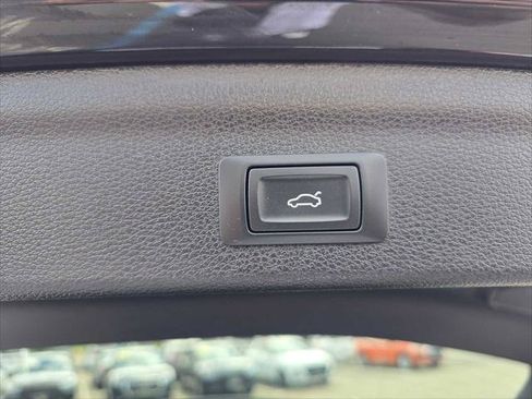 Used 2025 Audi Q3 2.0T Premium w/ Black Optic Sport Package AWD/4WD image 15