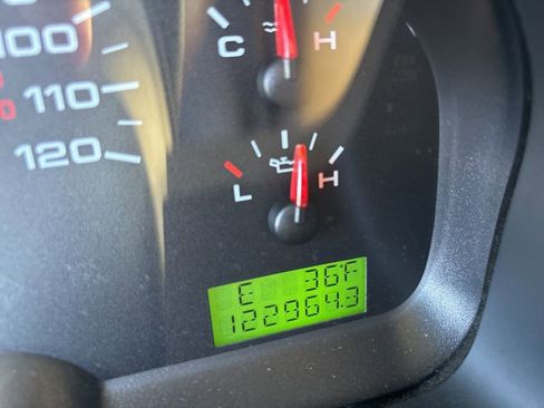 Used 2006 Ford F150 XLT image 21