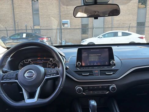 Used 2020 Nissan Altima 2.5 SR w/ Premium Package AWD/4WD image 15