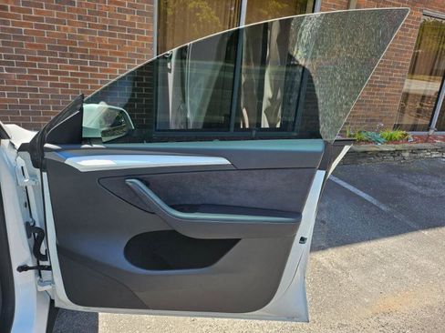 Used 2023 Tesla Model Y Performance AWD/4WD image 60