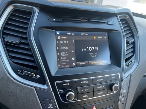 Used 2017 Hyundai Santa Fe Sport 2.0T image 22