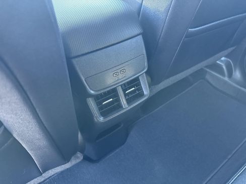 Certified 2025 Chevrolet Equinox LT w/ Convenience Package II FWD image 13