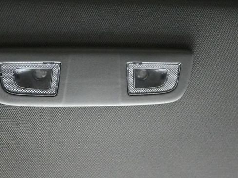 Used 2024 GMC Sierra 1500 SLT RWD image 15