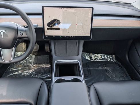 Used 2022 Tesla Model 3 image 16
