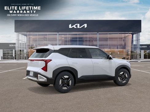 New 2027 Kia Seltos LX FWD image 7