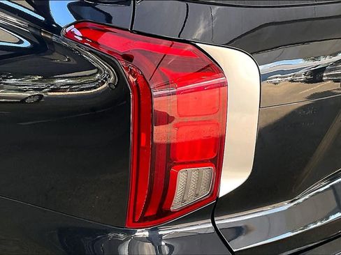 Used 2024 Hyundai Palisade SEL FWD image 28