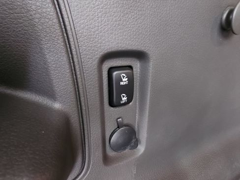 Used 2013 Ford Edge Limited w/ Driver Entry Pkg FWD image 34