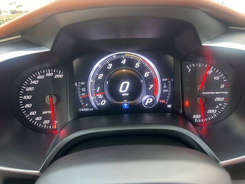 Used 2019 Chevrolet Corvette Stingray Coupe image 18