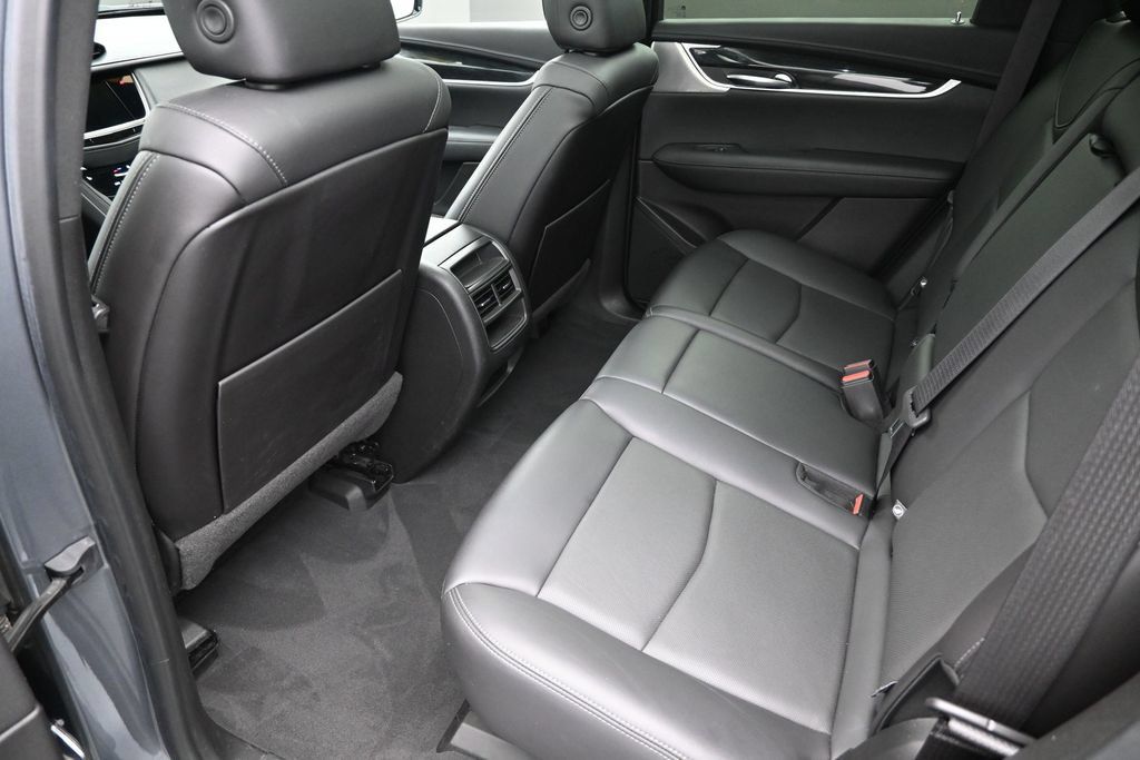 Used 2021 Cadillac XT5 Premium Luxury AWD/4WD image 25