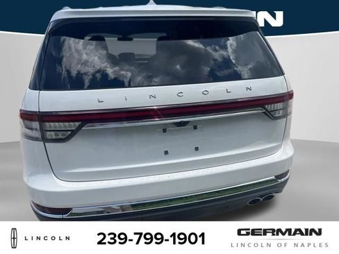 Used 2024 Lincoln Aviator Reserve w/ Equipment Group 201A RWD image 6