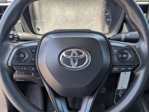 Used 2024 Toyota Corolla LE FWD image 18